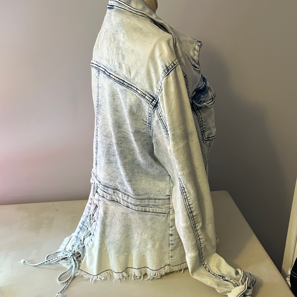 Venus lace up back light blue Denim Washed Women's Jacket/zip front top - Picture 6 of 6
